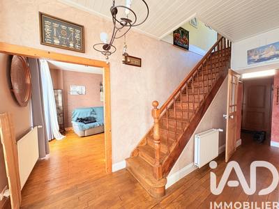 Maison - 151 m² - 6 pièces