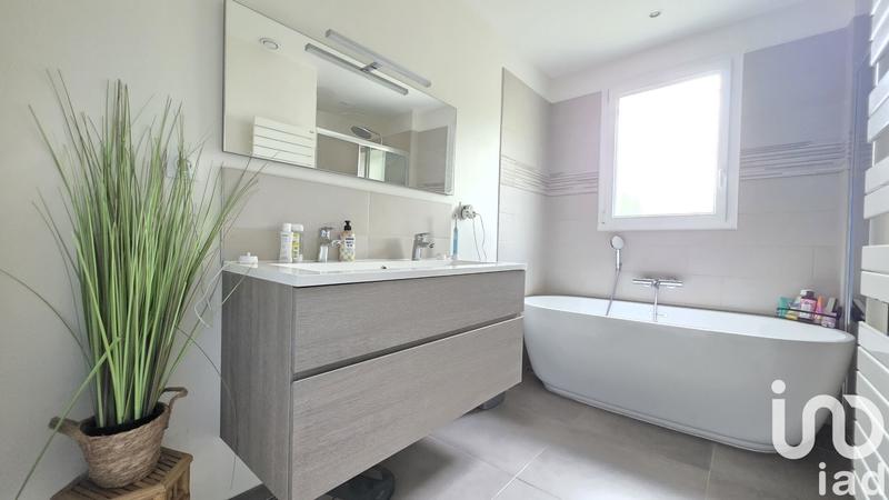 Maison - 169 m² - 7 pièces