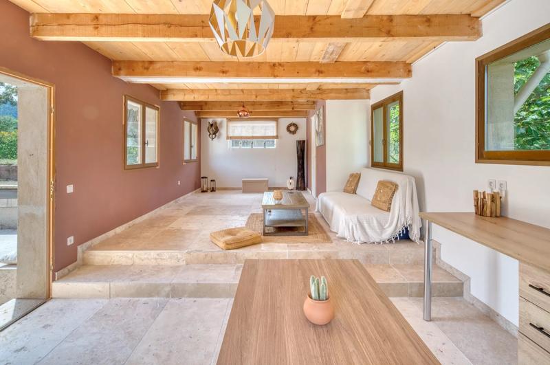 Maison de domaine équestre - 524 m² - 9 pièces