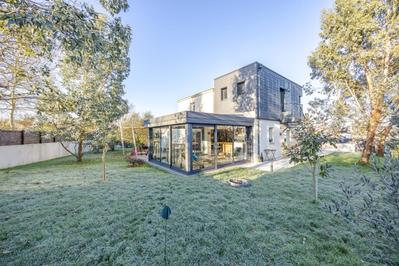 Maison - 165 m² - 7 pièces