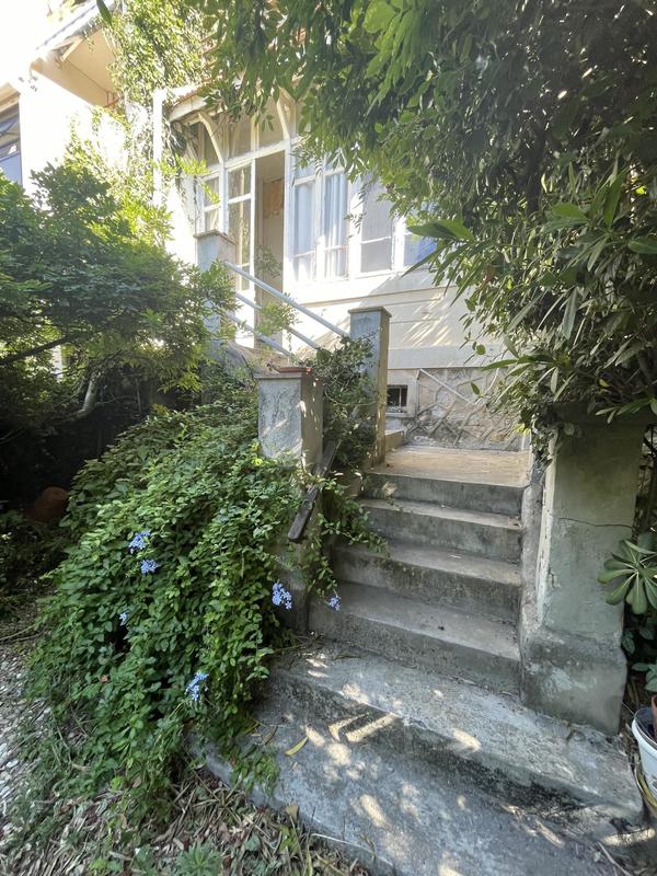 Appartement - 135 m² - 6 pièces