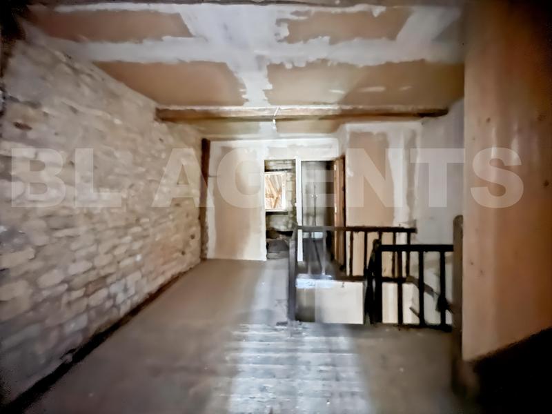 Maison - 185 m² - 8 pièces