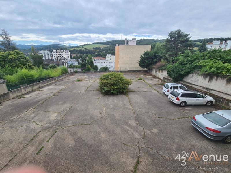 Immeuble - 746 m² - 31 pièces