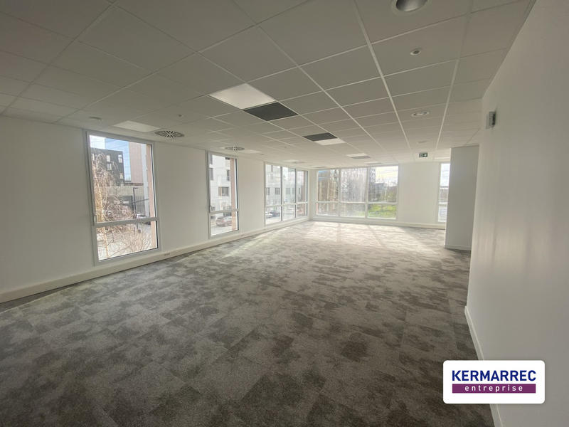Bureau - 969 m²
