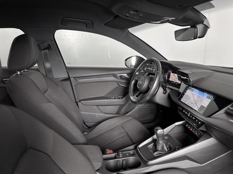 Audi A3 Berline 30 Tdi 116ch Virtual Cockpit Camera Gps Carplay Regul Park Assist Clim 116 Ch 1°Main