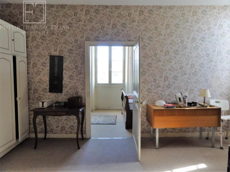 Maison - 167 m² - 8 pièces