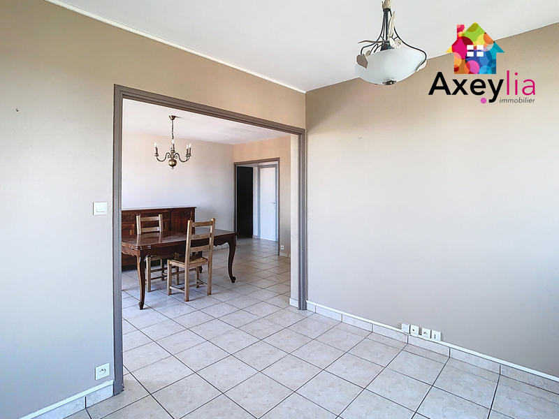 Appartement - 75 m² - 4 pièces