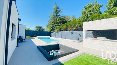 Maison - 190 m² - 8 pièces