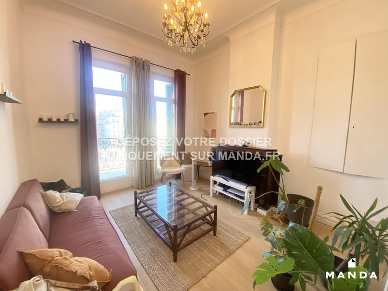 Chambre - 10 m² - 4 pièces