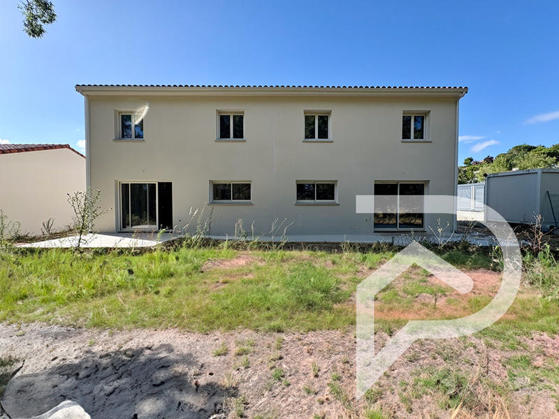 Maison - 87 m² - 4 pièces