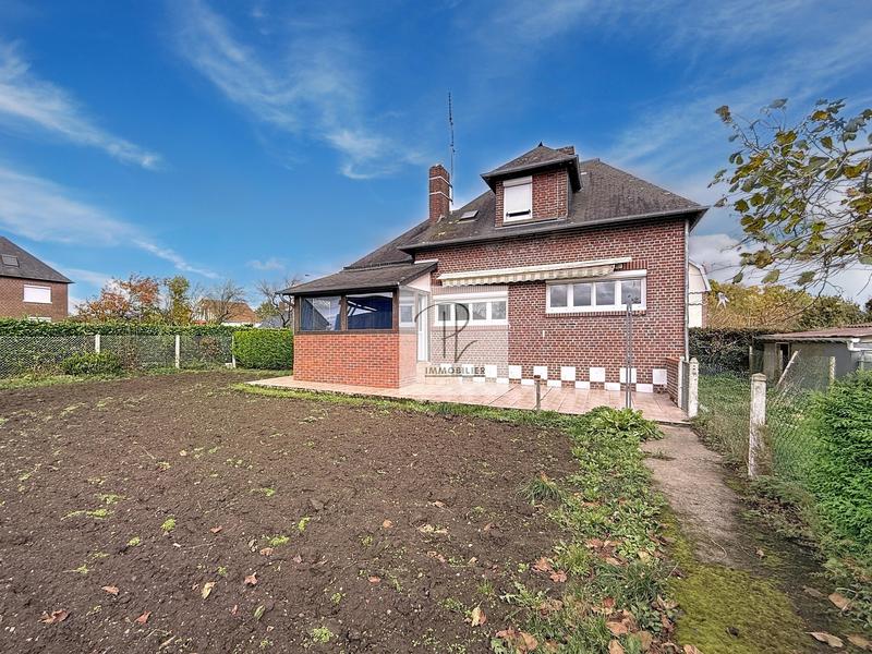 Maison - 95 m² - 6 pièces