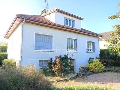 Maison - 246 m² - 6 pièces
