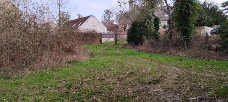Terrain constructible - 1 759 m²