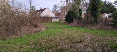 Terrain constructible - 1 759 m²