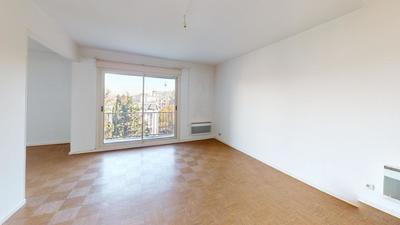 Appartement - 99 m² - 4 pièces