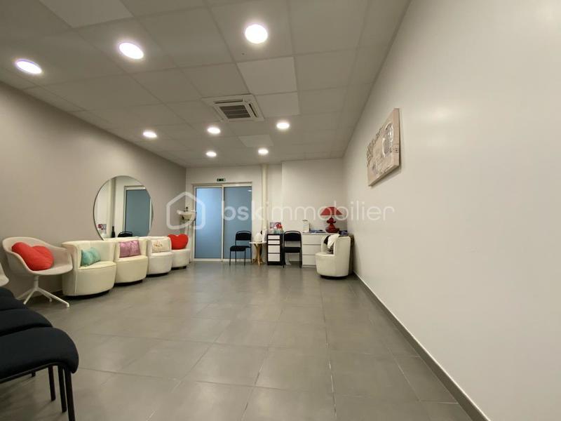 Immeuble - 160 m² - 7 pièces