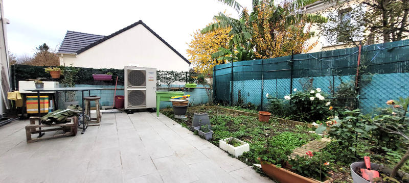 Maison - 97 m² - 5 pièces