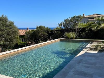 Villa - 160 m² - 5 pièces