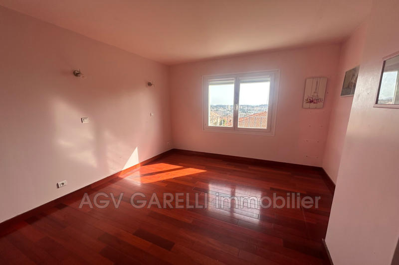 Maison - 173 m² - 5 pièces