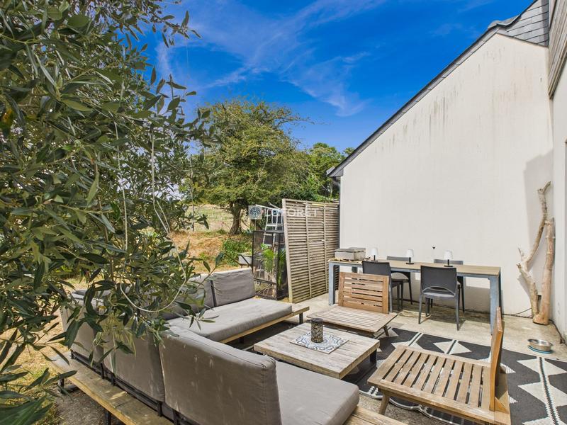 Maison - 167 m² - 6 pièces