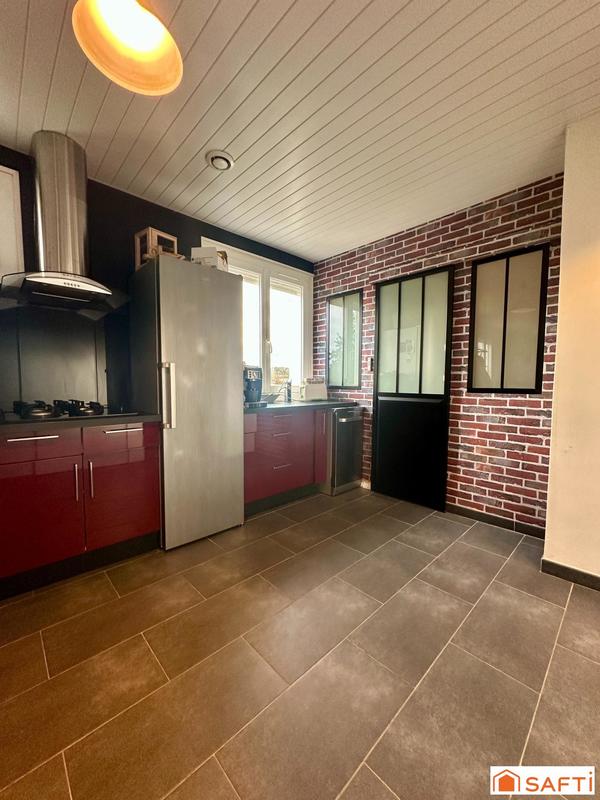 Maison - 105 m² - 5 pièces