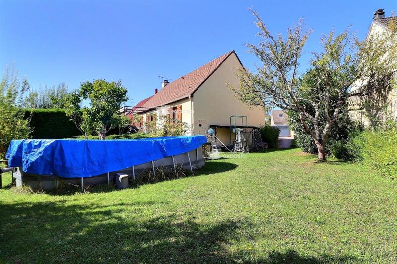 Maison - 130 m² - 6 pièces