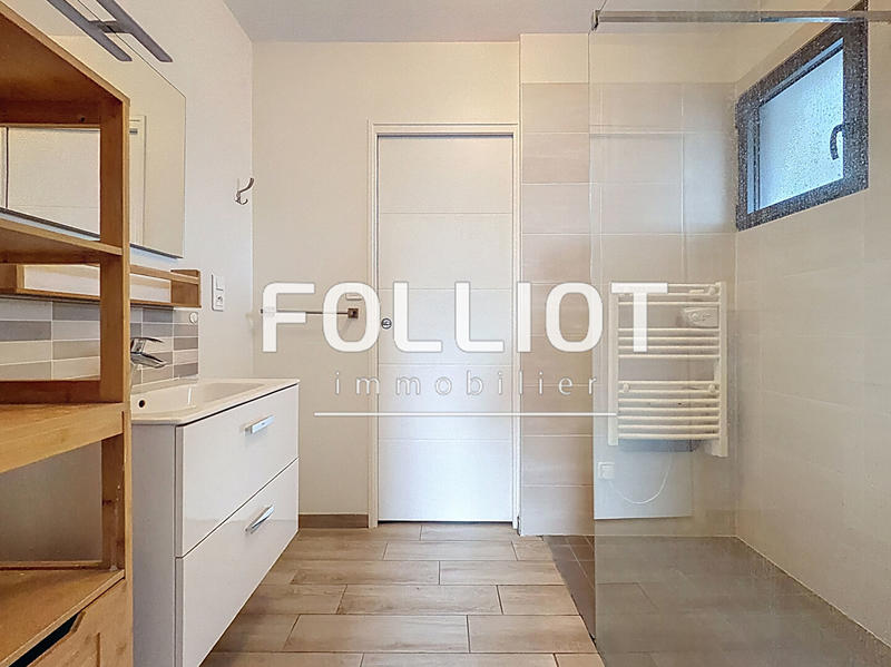 Maison - 85 m² - 3 pièces