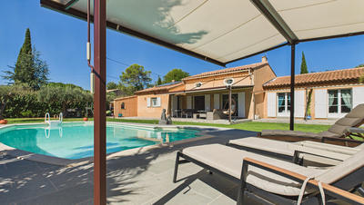 Villa - 162 m² - 4 pièces