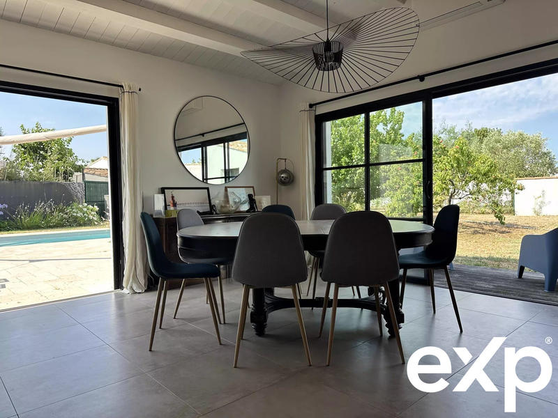 Maison - 123 m² - 5 pièces