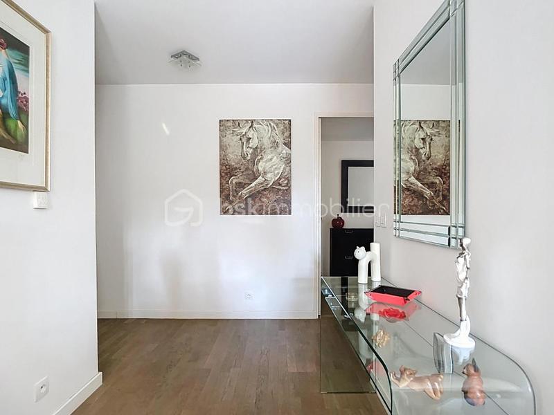 Appartement - 81 m² - 4 pièces