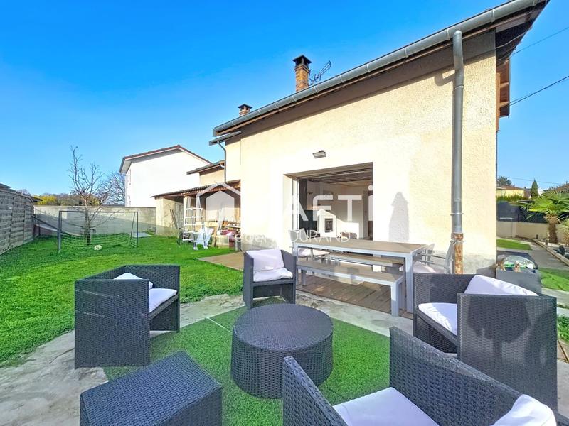 Maison - 141 m² - 5 pièces