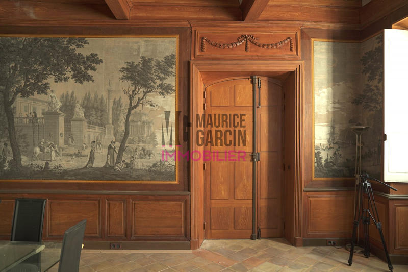 Appartement - 160 m² - 4 pièces