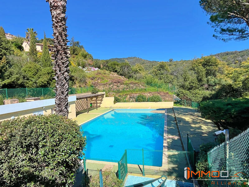 Appartement - 80 m² - 3 pièces