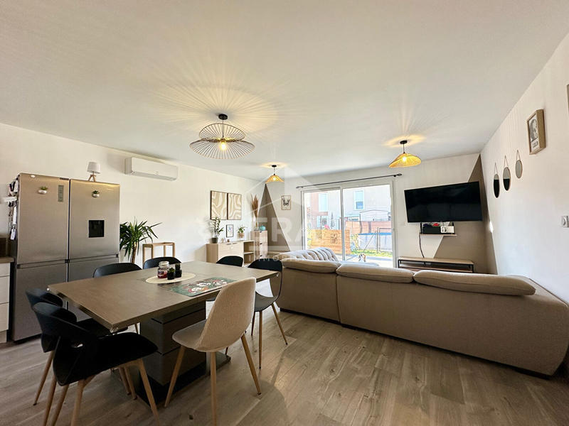 Maison - 84 m² - 4 pièces