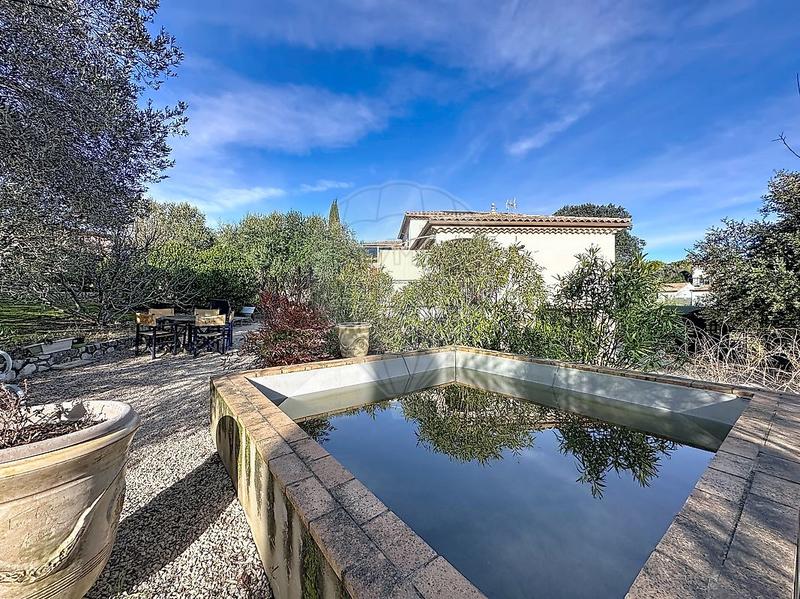 Villa - 173 m² - 7 pièces