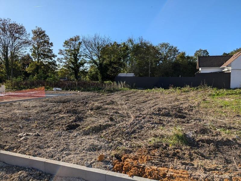 Terrain constructible - 305 m²