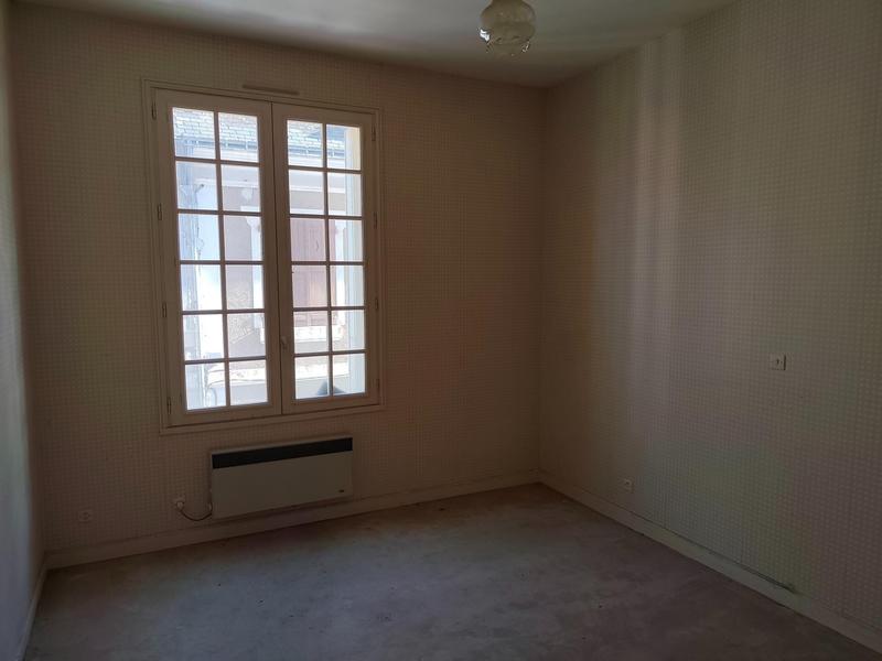 Maison - 96 m² - 5 pièces