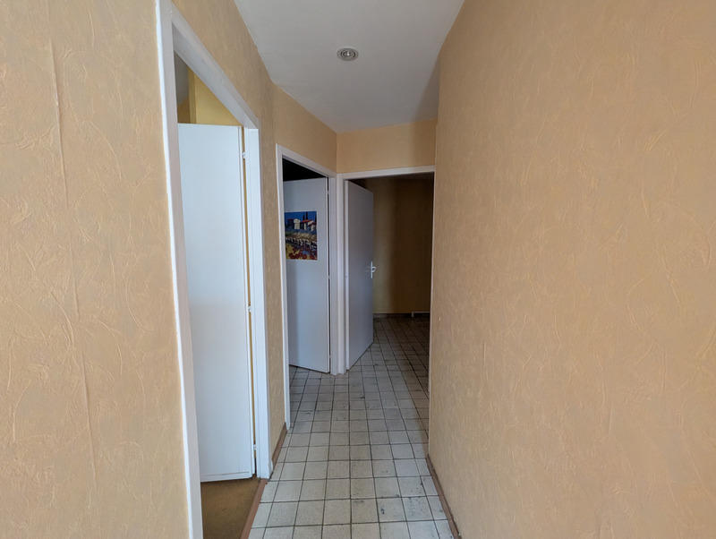 Local commercial - 59 m² - 6 pièces