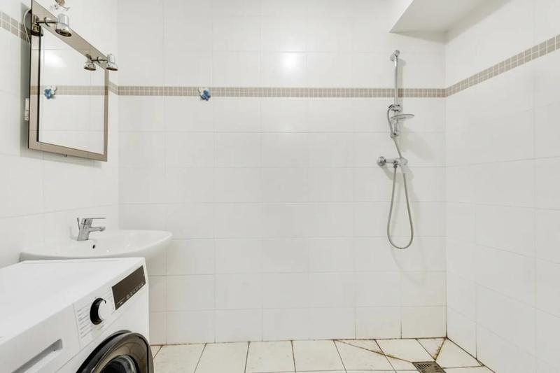 Appartement - 100 m² - 5 pièces