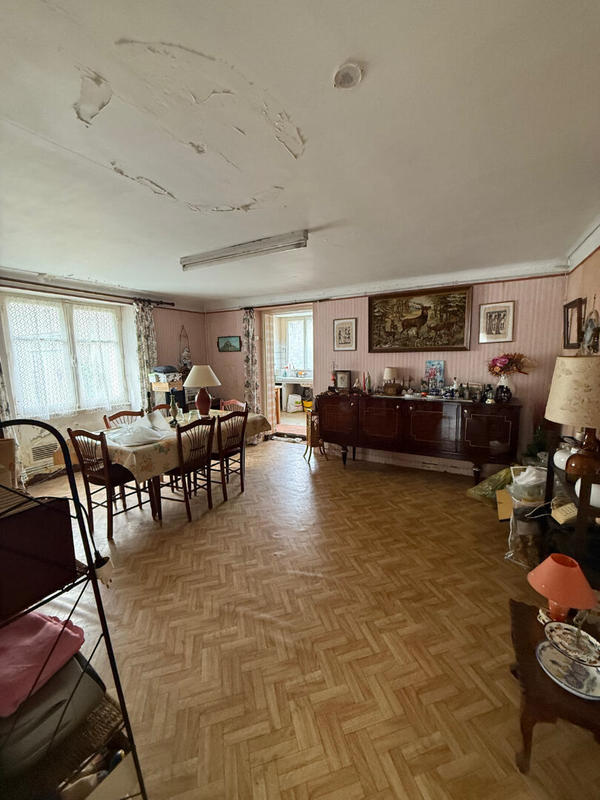 Maison - 150 m² - 7 pièces