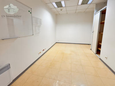 Local commercial - 177 m²