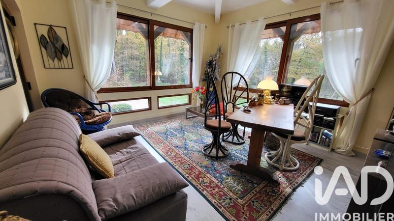 Maison - 235 m² - 10 pièces