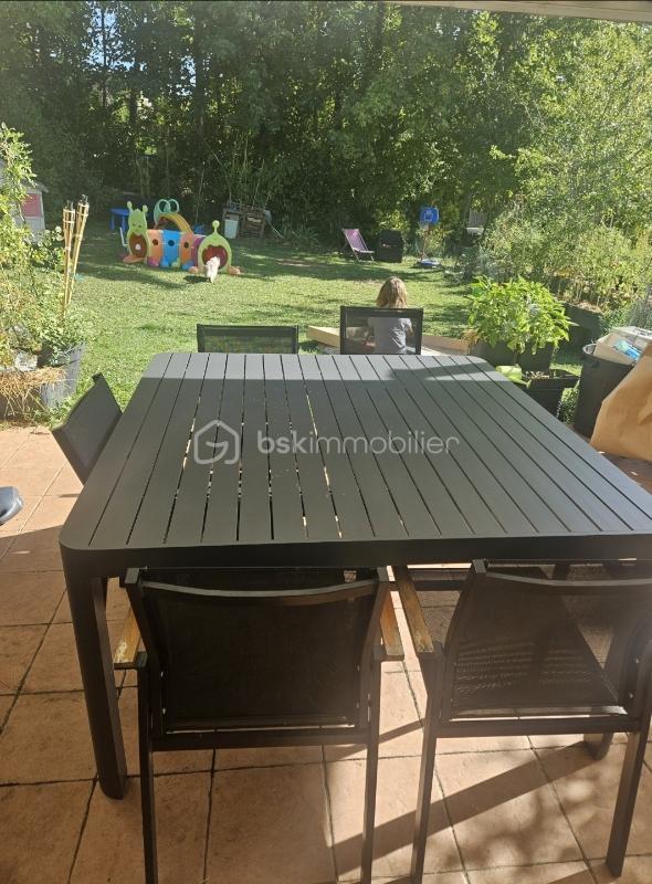 Maison - 148 m² - 8 pièces