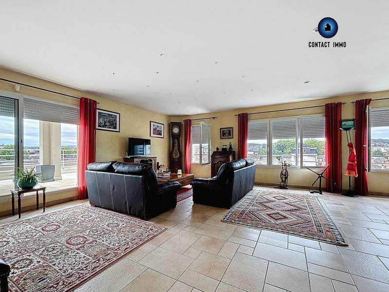 Appartement - 135 m² - 5 pièces