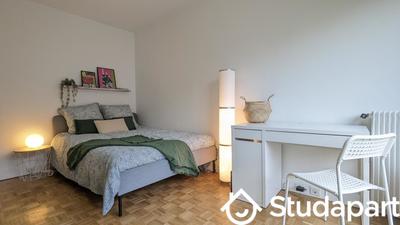 Chambre - 12 m² - 1 pièce