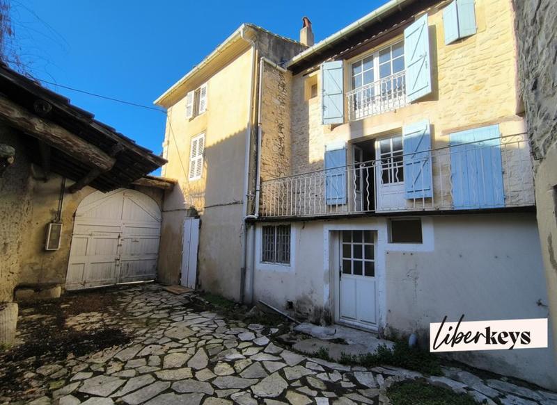 Maison - 249 m² - 7 pièces