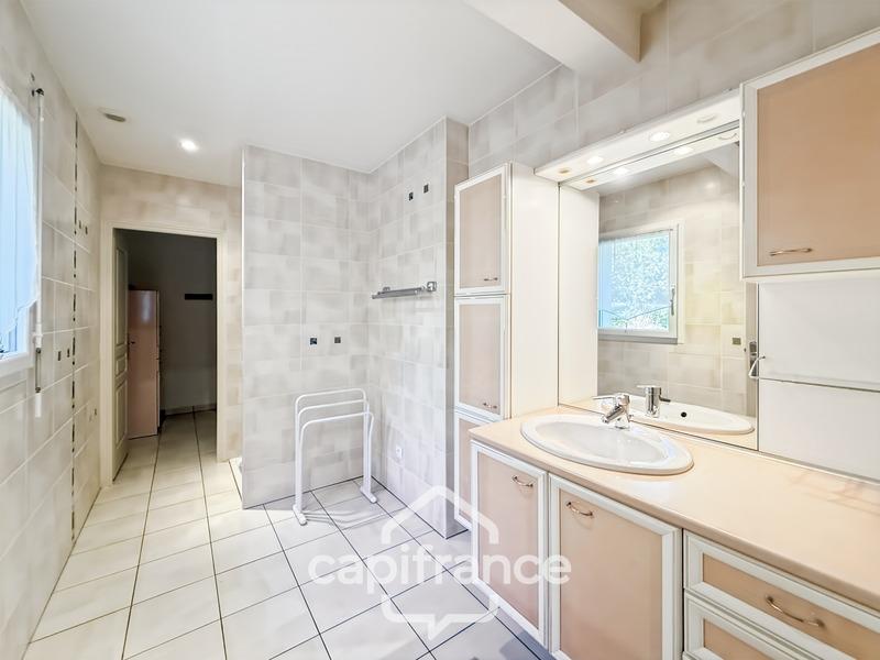 Maison - 144 m² - 6 pièces