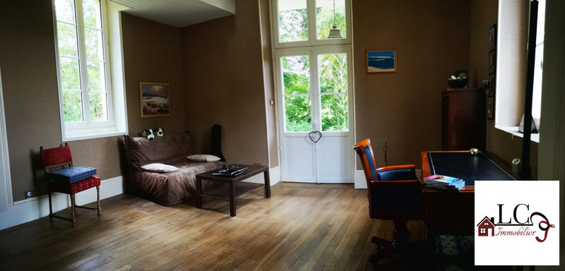 Manoir - 381 m² - 9 pièces