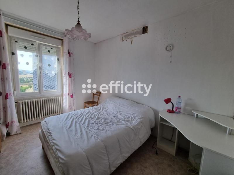 Maison - 90 m² - 6 pièces