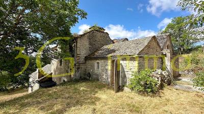 Maison - 248 m² - 11 pièces